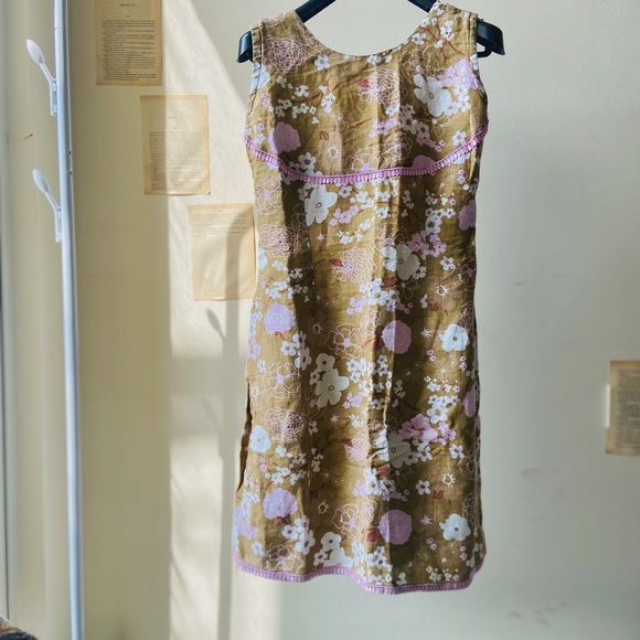 Brown and pink dress.
.